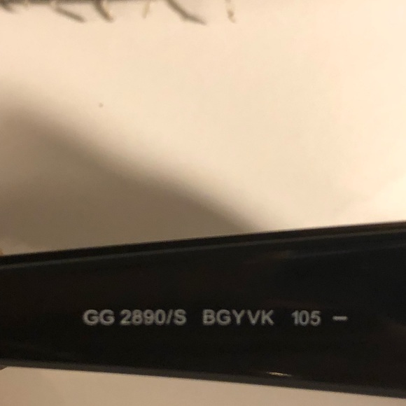 Gucci Sunglasses - Picture 8 of 11